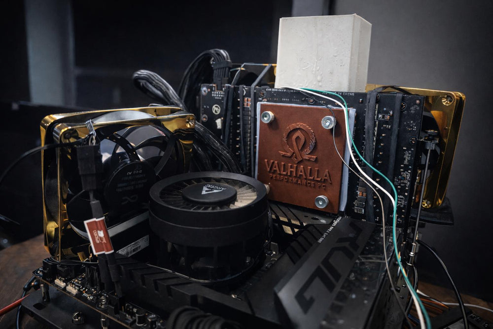 Gigabyte AORUS Master ICE RTX 5090 shunt modded for 2400W liquid nitrogen extreme overclocking on ROG Apex Z790 bench